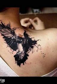 Back ink crow tattoo pattern