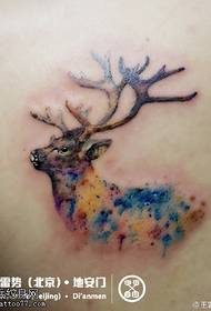 彩色奇妙梅花鹿纹身图案
