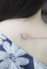 skjønnhet tilbake blomst tatovering mønster