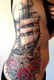 kreativ totem tatuering bild som täcker en halv rygg