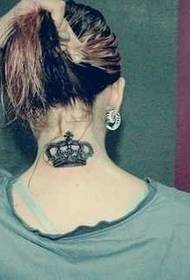 Обратный тренд татуировки короны