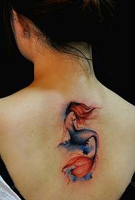dievča späť morská panna tetovanie obrázok je veľmi krásny
