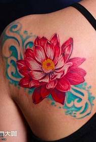 Pattern di tatuaggi di Lotus Rossu