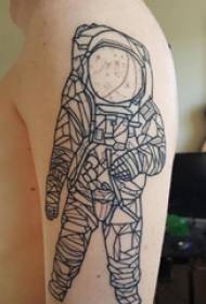 Astronauti model tatuazhi djalosh fotografi tatuazhesh astronautike në krah