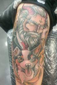 Personagem de menino cachorro padrão de tatuagem na foto de tatuagem de braço e cachorro