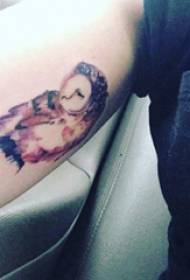 Tattoo sova djevojka sova na slici totem tetovaža