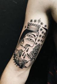Ruka tetovaža slika dječakova ruka na alternativnoj slici tetovaže lika