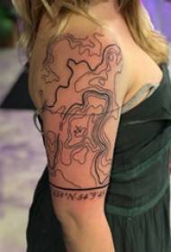 Kort tatoveringsmateriale pige arm på verdenskort tatovering billede