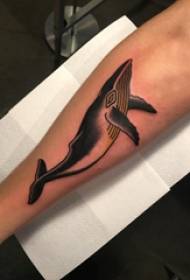 Kitova tetovaža, ogromna slika tetovaže kitova na dječakovoj ruci