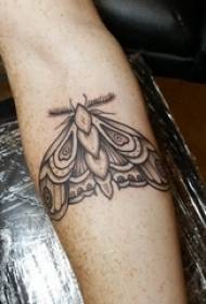 Butterfly Totem tattoo ပုံစံမိန်းကလေးလိပ်ပြာတက်တူးထိုးပုံ