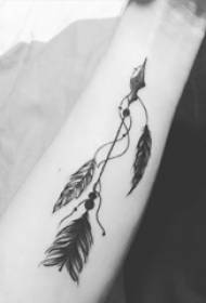 Arm tattoo material, male arrow, black arrow tattoo picture