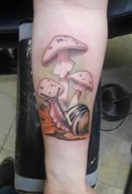 Σαλιγκάρι τατουάζ μοτίβο τατουάζ σαλιγκάρι μοτίβο στο χέρι κορίτσι