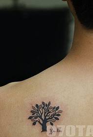 Mažas šviežias asmenybės nugaros totemo medžio tatuiruotės modelis