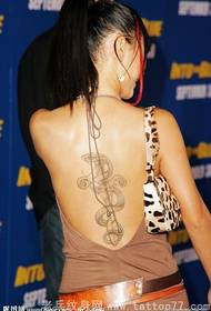 Mainland actress Bai Ling back snake tattoo picture appreciation