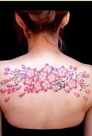 ljepota leđa lijepa trešnja tetovaža slika Slika