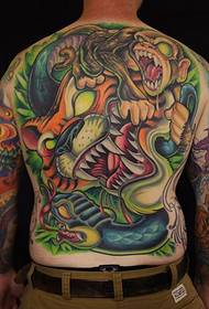 krāsains tīģera tetovējuma raksts aizmugurē