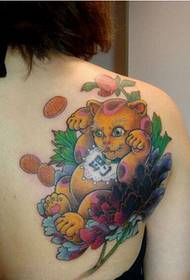 back fashion good-looking color lucky cat tattoo pattern picture