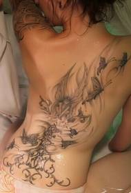Chen Baiyu back super elegant Group of flying butterflies tattoo pictures 