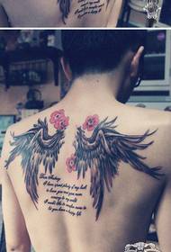 manusia belakang kecantikan cantik malaikat sayap tatu gambar tatu