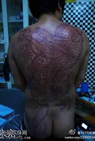 veličanstveni spektakularni uzorak tetovaže zmajeva