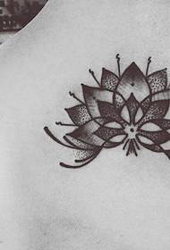 Back stab vanity tattoo pattern