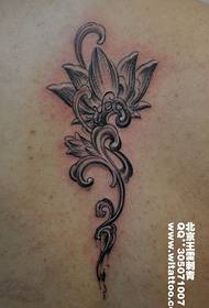 Back personality lotus totem tattoo pattern