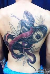 Patrón de tatuaje de serpiente: Patrón de tatuaje de serpiente de espalda