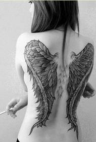 Mode Frauen voller Rücken Persönlichkeit Flügel Tattoo Muster Bild
