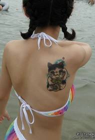 Убавина назад добар изглед среќа мачка шема на тетоважа