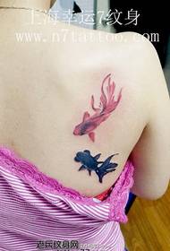 Beautiful beauty back ink painting goldfish tattoo pattern