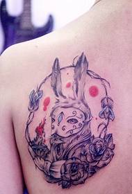 female back fashion good-looking rabbit rose tattoo picture