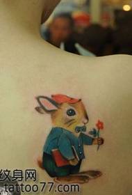 Bellezza di ritornu modellu di tatuaggi di bunny super cute