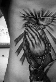 Il·lustració de tatuatges a mà patró de pregó de pregària a mà oració