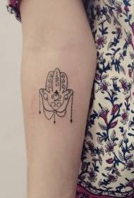 Padrão de tatuagem de mão em preto e branco de tamanho pequeno requintado