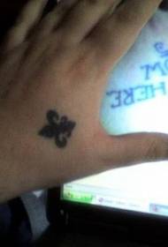 Hand back black iris uphawu tattoo iphethini