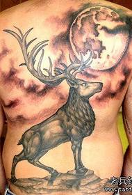 Preporučite lijep uzorak tetovaže jelena s potpunim leđima