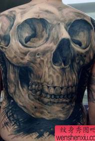 Potpuno leđa europski i američki realistični uzorak tetovaža tetovaža