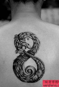 Le meilleur spectacle de tatouage, recommande un tatouage de dragon arrière