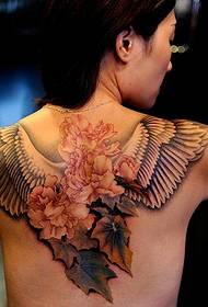 背中の翼、花、葉のタトゥーパターン