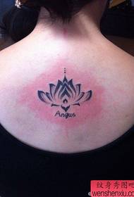 Modèle de tatouage de lotus esthétique de retour populaire de beauté