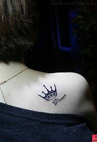 Emisija za tetovaže, preporučite uzorak tetovaže s leđnom krunom