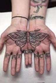 Palmova tetovaža 9 kreativnih linija na dlanu?