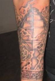 Patrón de tatuaje de pirámide azteca del brazo