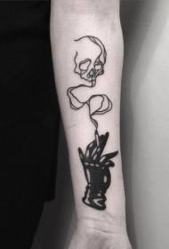 Patron de tatouage cool petit bras noir