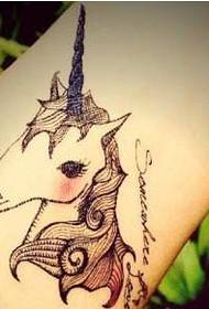 Gambar pola tato unicorn tato siji
