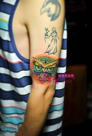 Personality owl headshot fashion tattoo picture