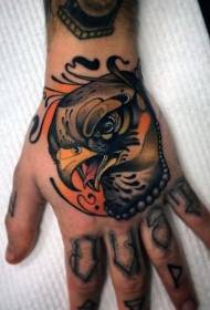 手背现代风格彩色鹰纹身图案
