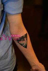 Creative starry triangle arm tattoo picture