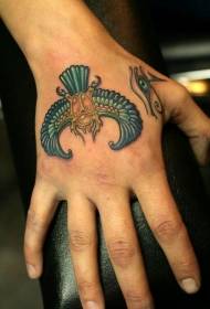 Hand back Egyptian scarab ແລະຮູບແບບ tattoo ຕາ Horus