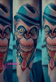 Radoša pērtiķa kunga ziedu rokas tetovējums